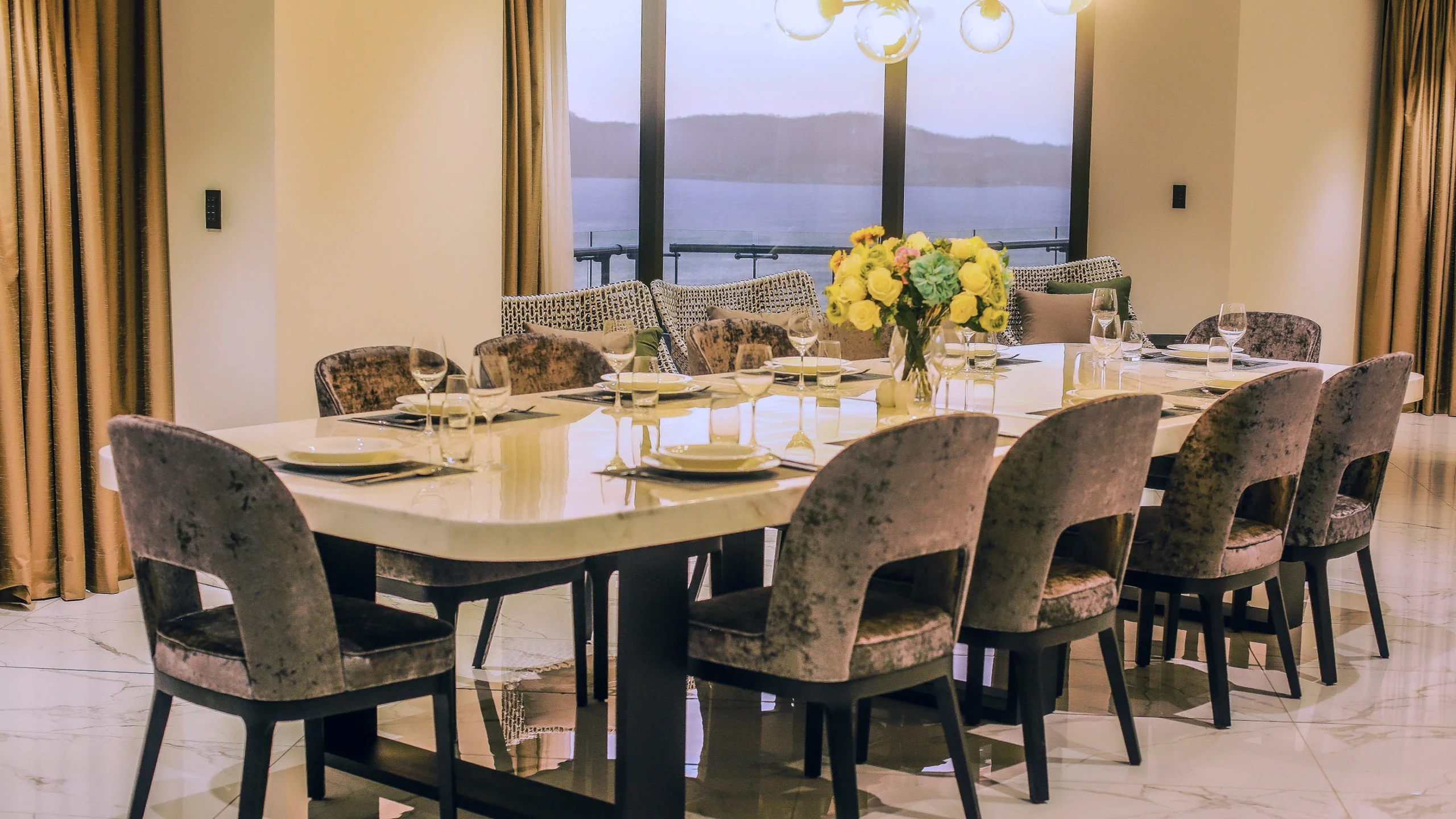 https://nambawansuperplaza.colonygroup.co/wp-content/uploads/2023/11/403A9022-edited-16x9_MM_1-scaled.webp
